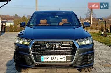 Внедорожник / Кроссовер Audi Q7 2017 в Ровно