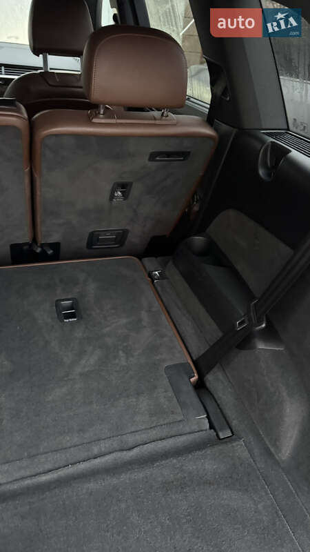 Внедорожник / Кроссовер Audi Q7 2017 в Черновцах