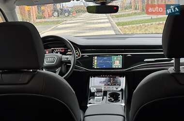 Внедорожник / Кроссовер Audi Q7 2022 в 