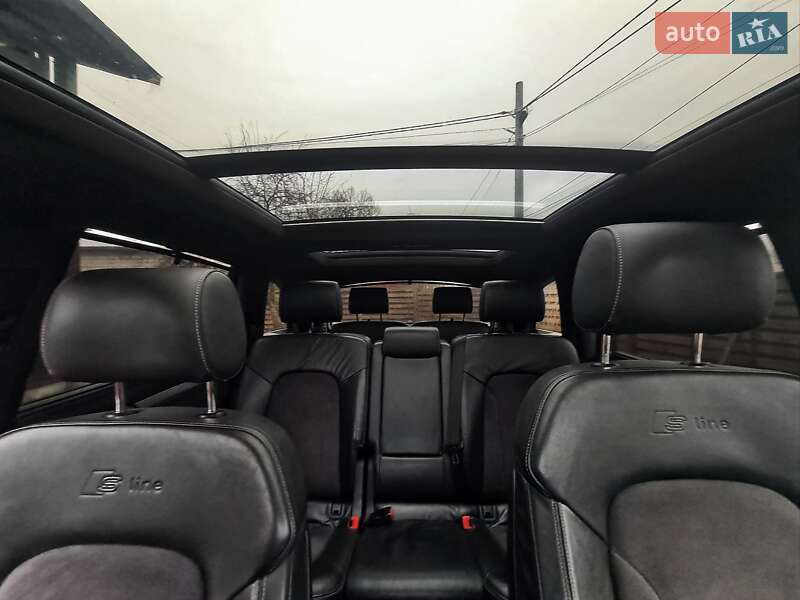 Внедорожник / Кроссовер Audi Q7 2011 в Буче