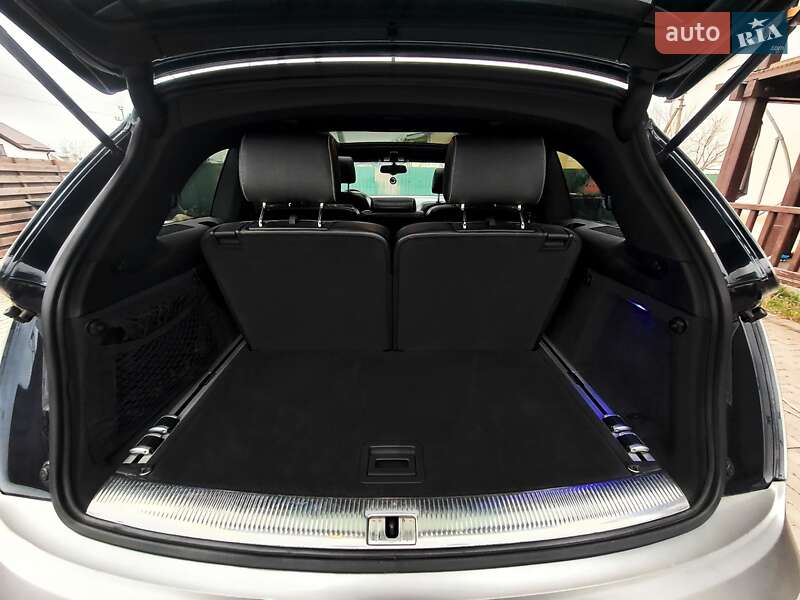 Внедорожник / Кроссовер Audi Q7 2011 в Буче