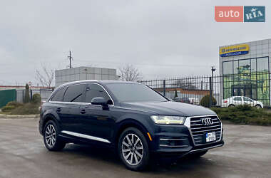 Внедорожник / Кроссовер Audi Q7 2017 в Сумах