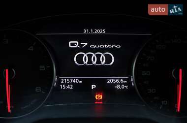 Внедорожник / Кроссовер Audi Q7 2016 в 