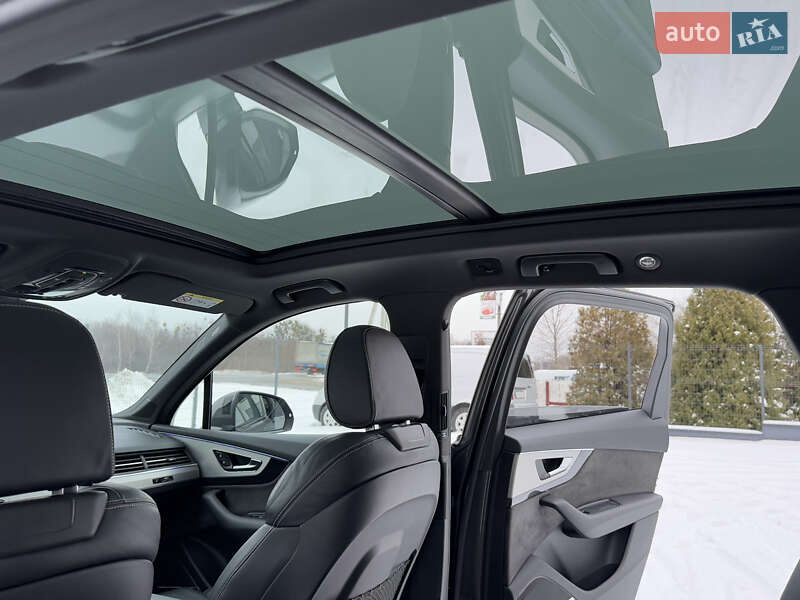 Внедорожник / Кроссовер Audi Q7 2018 в Ужгороде фото 69 Внедорожник / Кроссовер Audi Q7 2018 в Ужгороде