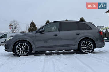 Внедорожник / Кроссовер Audi Q7 2018 в Ужгороде