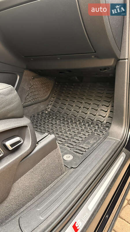 Позашляховик / Кросовер Audi Q7 2012 в Косові