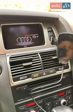 Позашляховик / Кросовер Audi Q7 2012 в Косові