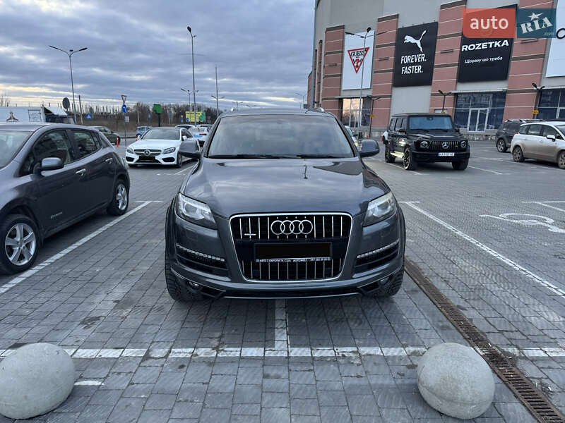 Позашляховик / Кросовер Audi Q7 2015 в Львові