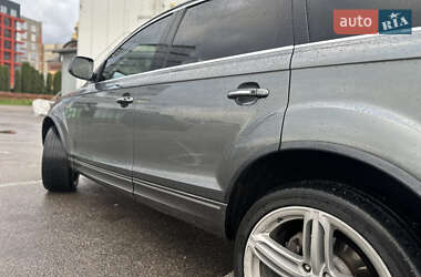 Внедорожник / Кроссовер Audi Q7 2015 в 