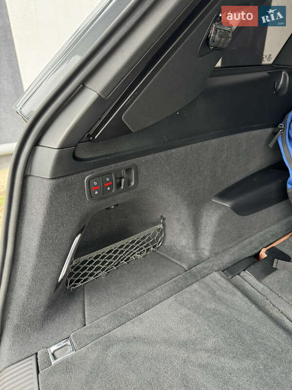 Позашляховик / Кросовер Audi Q7 2020 в Жовкві