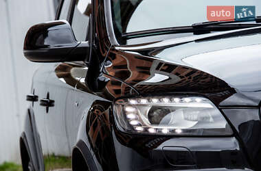 Позашляховик / Кросовер Audi Q7 2015 в 