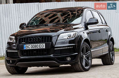 Позашляховик / Кросовер Audi Q7 2015 в 