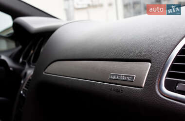 Позашляховик / Кросовер Audi Q7 2015 в 