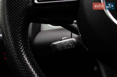 Позашляховик / Кросовер Audi Q7 2015 в 