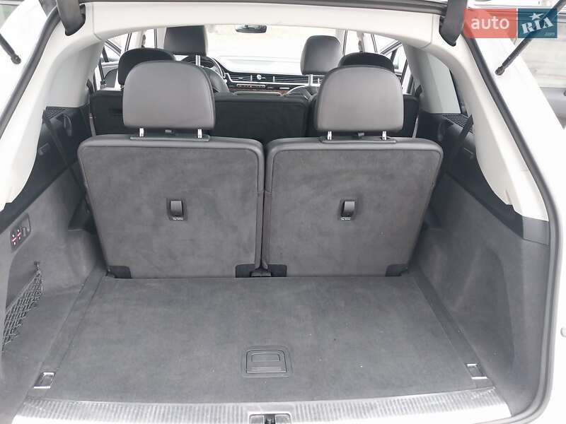 Внедорожник / Кроссовер Audi Q7 2018 в Бучаче