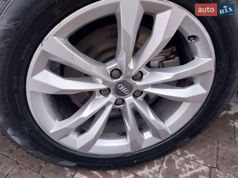 Внедорожник / Кроссовер Audi Q7 2018 в Бучаче