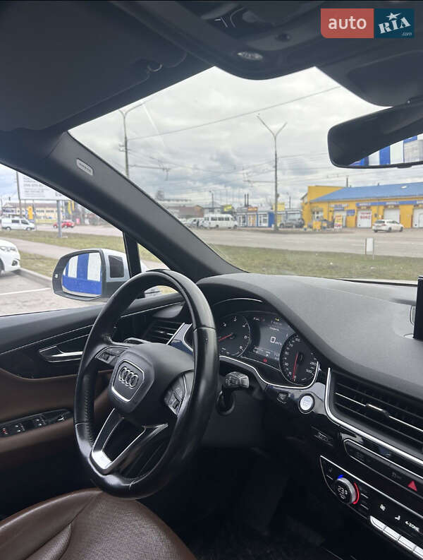 Внедорожник / Кроссовер Audi Q7 2015 в Белой Церкви