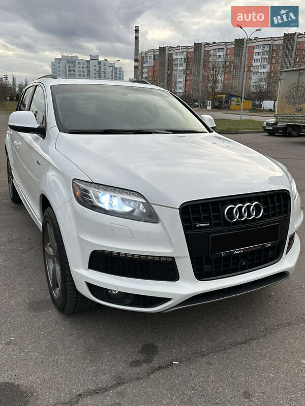 Внедорожник / Кроссовер Audi Q7 2014 в Черкассах