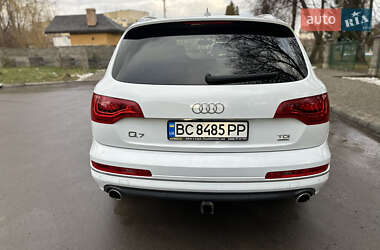 Внедорожник / Кроссовер Audi Q7 2013 в 