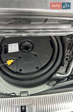 Внедорожник / Кроссовер Audi Q7 2010 в 