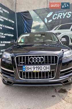 Позашляховик / Кросовер Audi Q7 2014 в Одесі