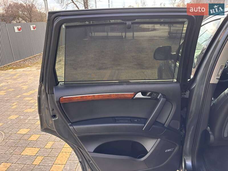 Внедорожник / Кроссовер Audi Q7 2014 в Львове