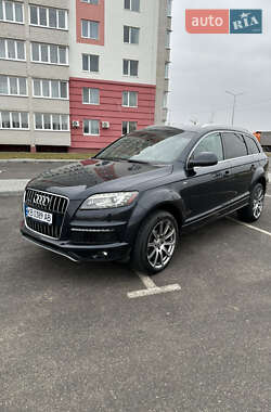 Внедорожник / Кроссовер Audi Q7 2011 в Александрие