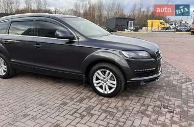 Внедорожник / Кроссовер Audi Q7 2007 в 