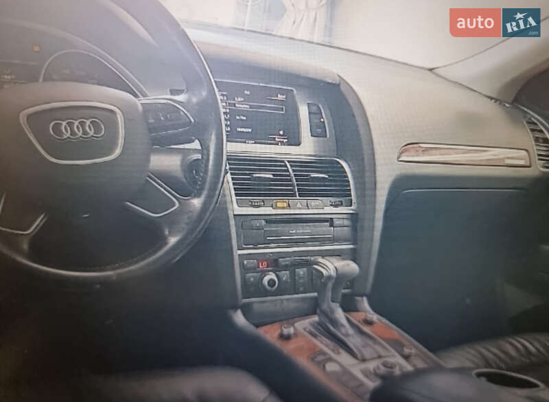 Позашляховик / Кросовер Audi Q7 2015 в Львові