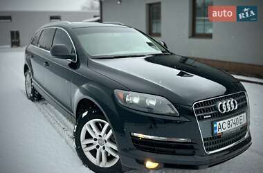 Позашляховик / Кросовер Audi Q7 2009 в Чернівцях