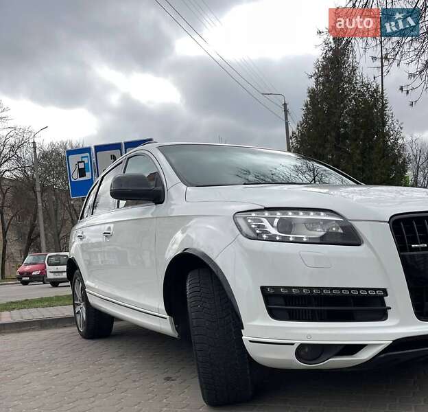 Внедорожник / Кроссовер Audi Q7 2012 в Хмельницком