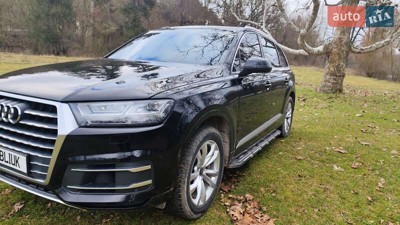 Внедорожник / Кроссовер Audi Q7 2016 в Каменец-Подольском