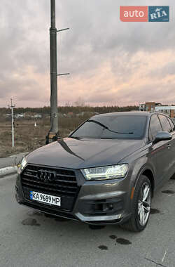 Позашляховик / Кросовер Audi Q7 2018 в Києві