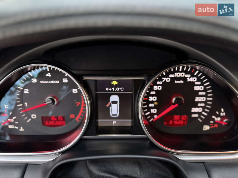 Позашляховик / Кросовер Audi Q7 2010 в Чернігові