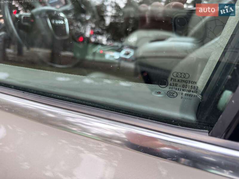 Позашляховик / Кросовер Audi Q7 2010 в Чернігові