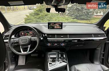 Позашляховик / Кросовер Audi Q7 2016 в Києві