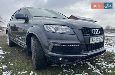 Внедорожник / Кроссовер Audi Q7 2014 в 