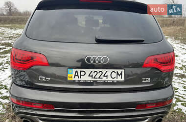 Внедорожник / Кроссовер Audi Q7 2014 в 