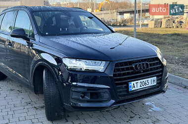 Позашляховик / Кросовер Audi Q7 2017 в Івано-Франківську