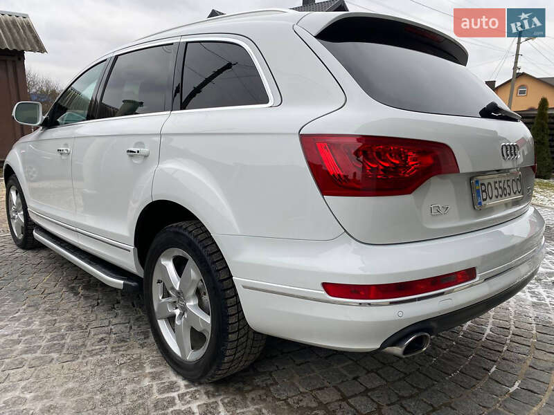 Позашляховик / Кросовер Audi Q7 2013 в Тернополі