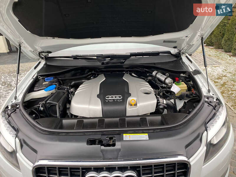 Позашляховик / Кросовер Audi Q7 2013 в Тернополі