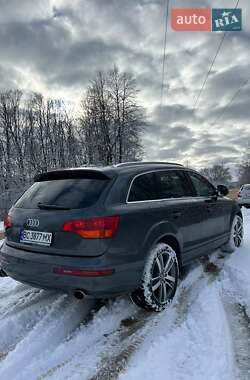 Позашляховик / Кросовер Audi Q7 2007 в Долині