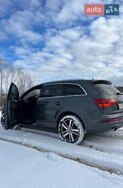 Позашляховик / Кросовер Audi Q7 2007 в Долині