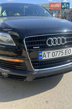 Внедорожник / Кроссовер Audi Q7 2009 в 