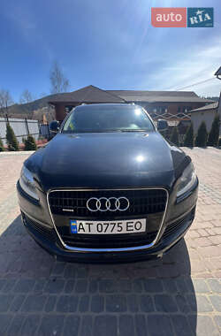 Внедорожник / Кроссовер Audi Q7 2009 в 