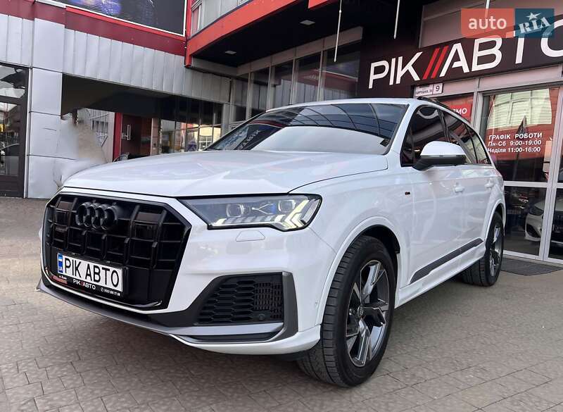 Позашляховик / Кросовер Audi Q7 2020 в Львові