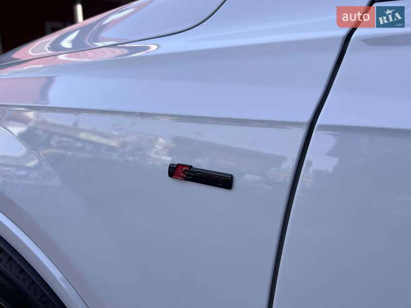Позашляховик / Кросовер Audi Q7 2020 в Львові