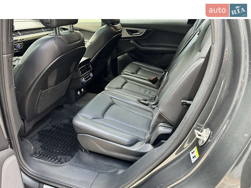 Внедорожник / Кроссовер Audi Q7 2018 в Киеве фото 23 Внедорожник / Кроссовер Audi Q7 2018 в Киеве