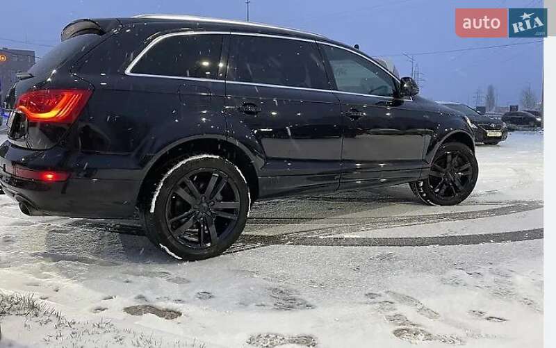 Позашляховик / Кросовер Audi Q7 2013 в Дніпрі