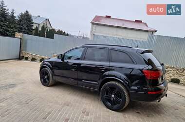 Позашляховик / Кросовер Audi Q7 2013 в 